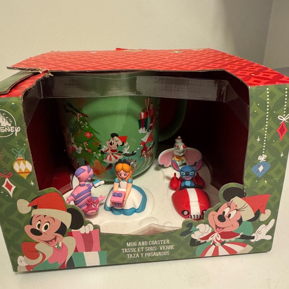 2023 Disney Christmas, classic Mug and Coaster Set with Characters Mickey Mouse